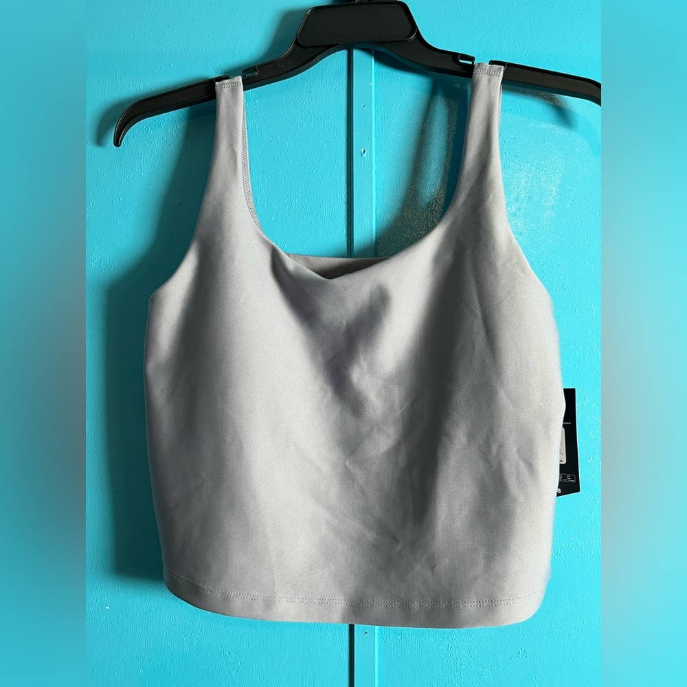 98. Women’s Avia Sports Bra